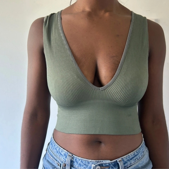 Green urban outfitters Josie Top - Picture 2 of 2